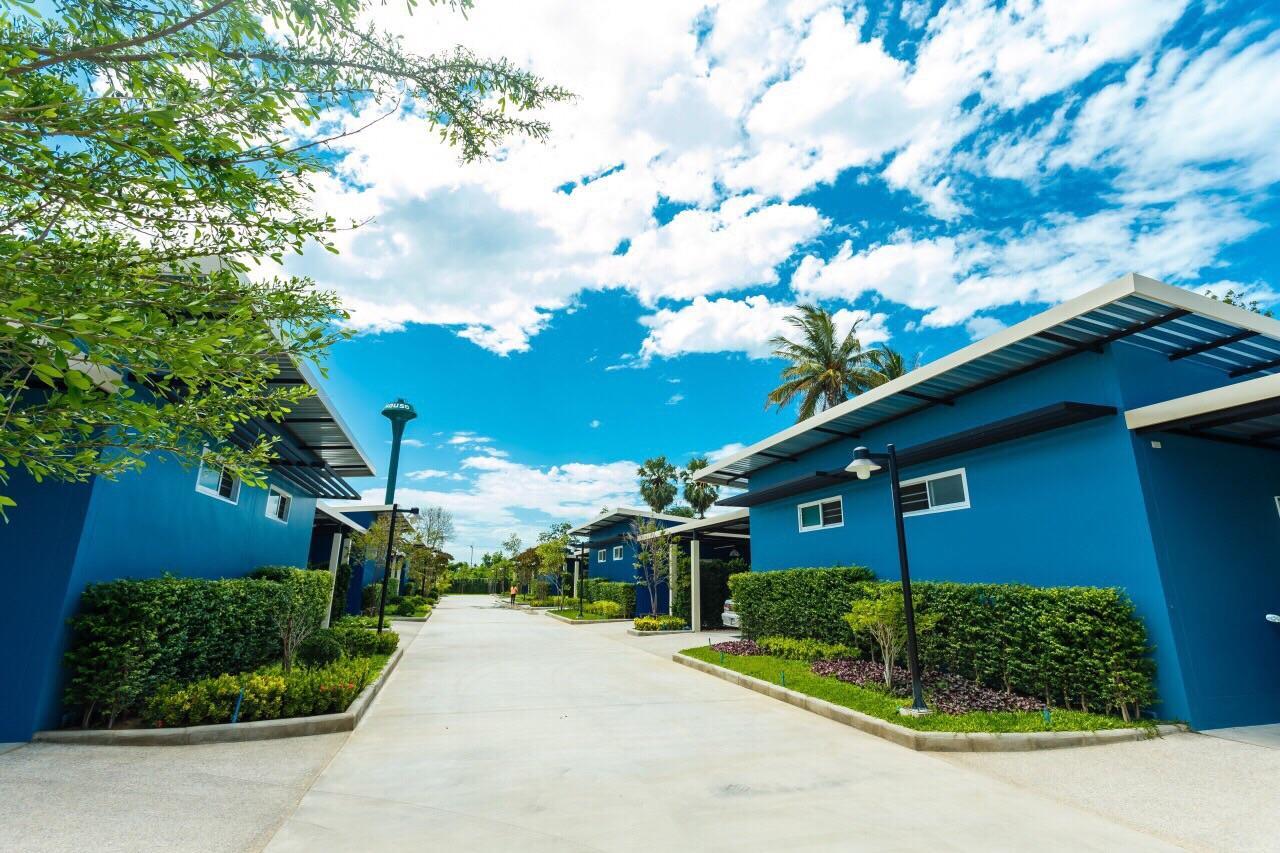 Motel P House Kanchanaburi Exterior foto